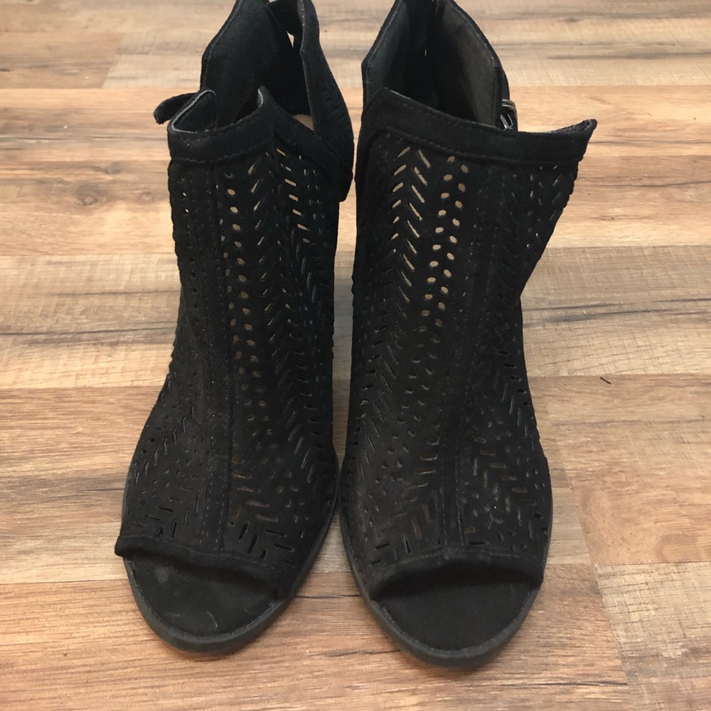 Black Cut Out Heels(sold)